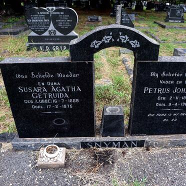SNYMAN Petrus Johannes 1885-1963 & Susara Agatha Getruida nee LUBBE 1889-1975