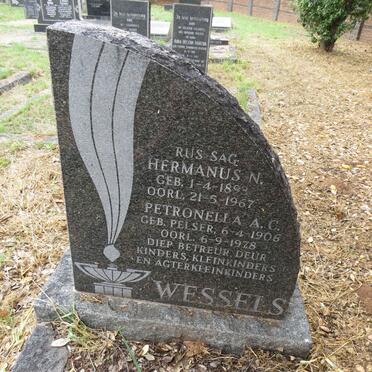 WESSELS Hermanus N. 1893-1968 & Petronella A.C. PELSER 1906-1978