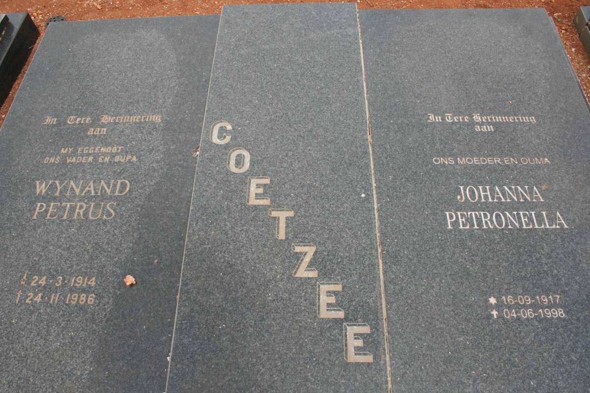 COETZEE Wynand Petrus 1914-1986 & Johanna Petronella 1917-1998