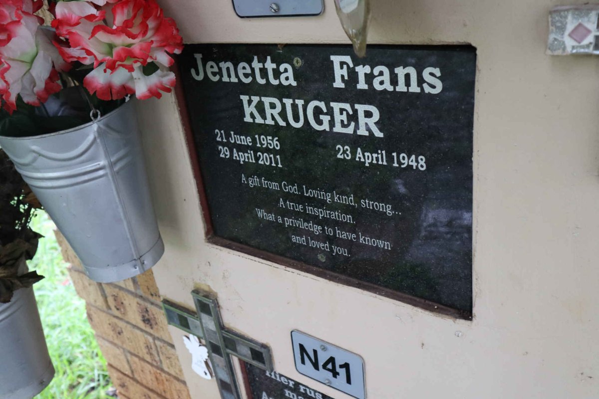 KRUGER Frans 1948- & Jenetta 1956-2011