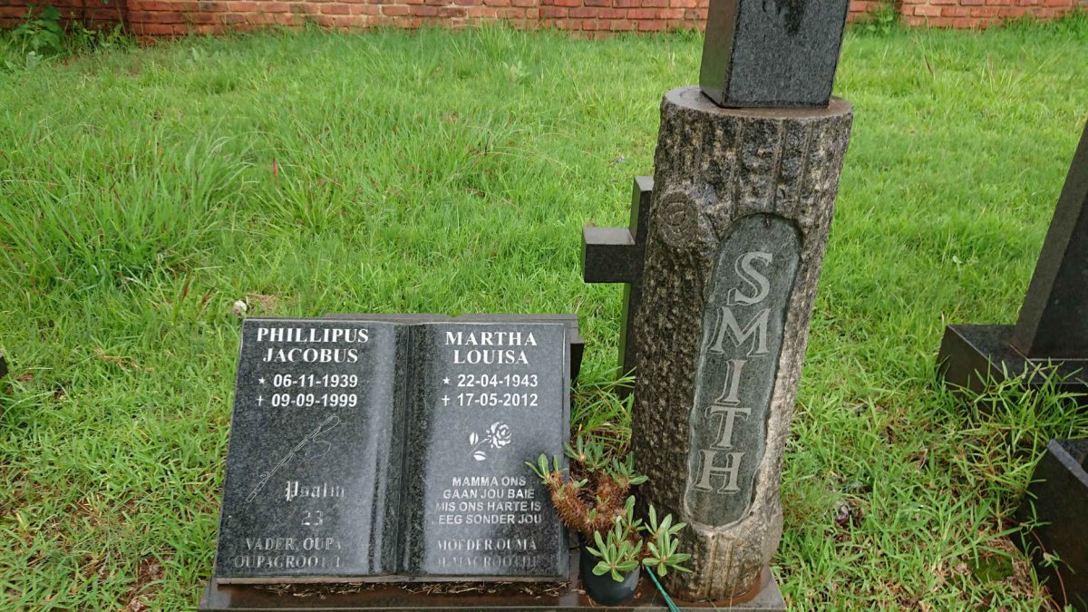 SMITH Phillipus Jacobus 1939-1999 &amp; Martha Louisa 1943-2012