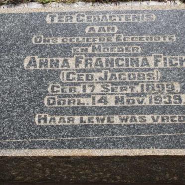 F - Vanne :: Surnames - F