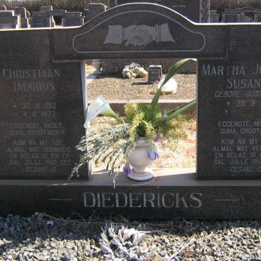 DIEDERICKS Christiaan Jacobus 1912-1977 &amp; Martha Johanna Susanna OOSTHUIZEN 1918-