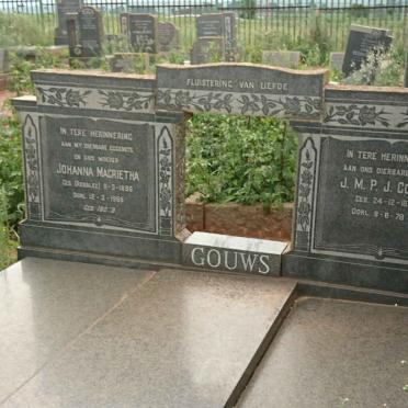 GOUWS J.M.P.J. 1888-1978 &amp; Johanna Magrietha ROSSLEE 1895-1965