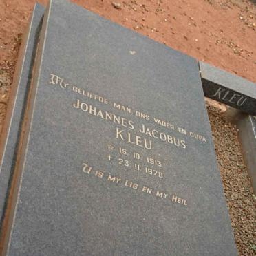 KLEU Johannes Jacobus 1913-1978 &amp; Helena Maria 1918-2001 _1