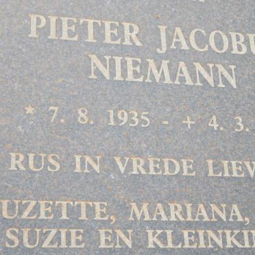 NIEMANN Pieter Jacobus 1935-2004