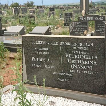 NOETH Petrus A.J. 1924-1981 &amp; Petronella Catharina 1927-2010