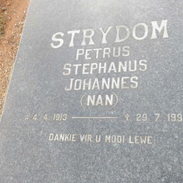 STRYDOM Petrus Stephanus Johannes 1913-1999