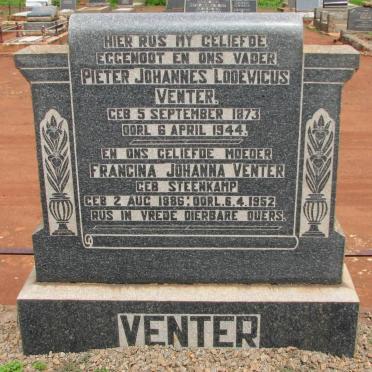 VENTER Pieter Johannes Lodewicus 1873-1944&amp; Francina Johanna STEENKAMP 1886-1952