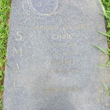 SMAL Chris 1932-1991 &amp; Petro 1937-