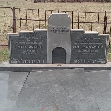 OOSTHUIZEN Barend Jacobus 1895-1971 & Hester Magaretha nee ERASMUS 1899-1972_1