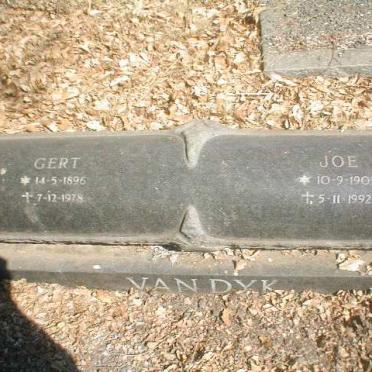 DYK Gert, van 1896-1978, VAN DYK Joe 1905-1992