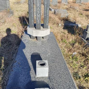 ERASMUS Louwrens Abraham 19??-19?? & Anne Catherine 1922-1998 :: ? Rika -1948 _1