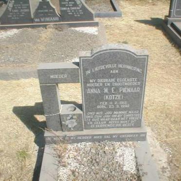 PIENAAR Anna M.E., voorheen KOTZE, 1915-1992