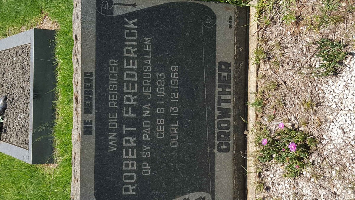 CROWTHER Robert Frederick 1883-1969 &amp; Martha Christina Aletta CROWTHER 1890-1961