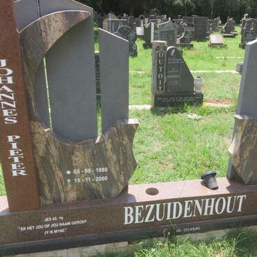 BEZUIDENHOUT Jan Christoffel Jonathan 1954-2011 :: BEZUIDENHOUT Johannes Pieter 1980-2000