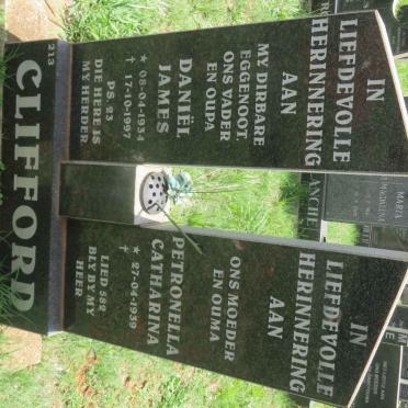 CLIFFORD Daniel James 1934-1997 &amp; Petronella Catharina 1939-
