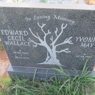 GRA? Edward Cecil Wallace 1939-2010 &amp; Yvonne May 1941-