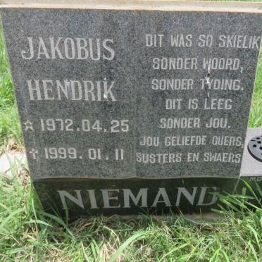 NIEMAND Jakobus Hendrik 1972-1999