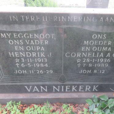 NIEKERK Hendrik J., van 1913-1984 &amp; Cornelia A.C.E. 1936-1989