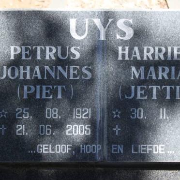 UYS Petrus Johannes 1921-2005 &amp; Harriet Maria 1927-