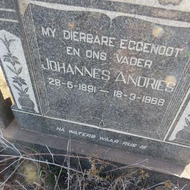 KUHN Johannes Andries 1891-1988 & Martha S.J. nee STRYDOM 1896-1977_2