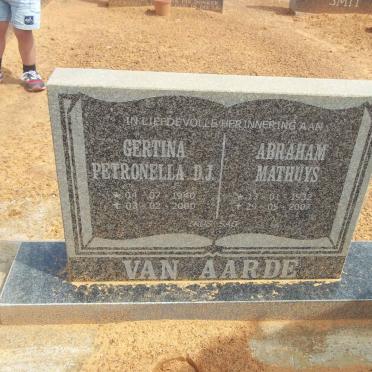 AARDE Abraham Mathuys, van 1932-2007 &amp; Gertina Petronella D.J. 1940-2000