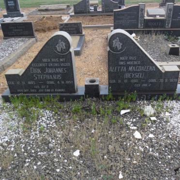 MAREE Dirk Johannes Stephanus 1885-1957 &amp; Aletta Magdalena DEYSEL 1890-1978