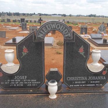 NIEUWOUDT Josef 1930-1996 &amp; Christina Johanna 1927-2014