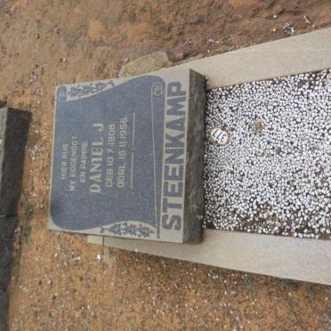 STEENKAMP Daniel J. 1906-1956