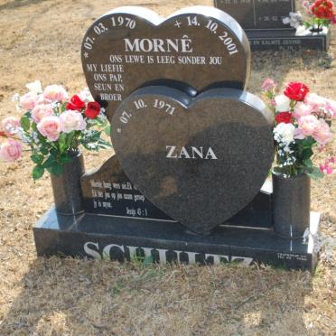 SCHULTZ Morné 1970-2001 &amp; Zana 1971-