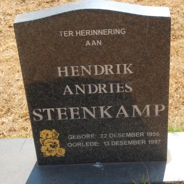 STEENKAMP Hendrik Andries 1956-1997