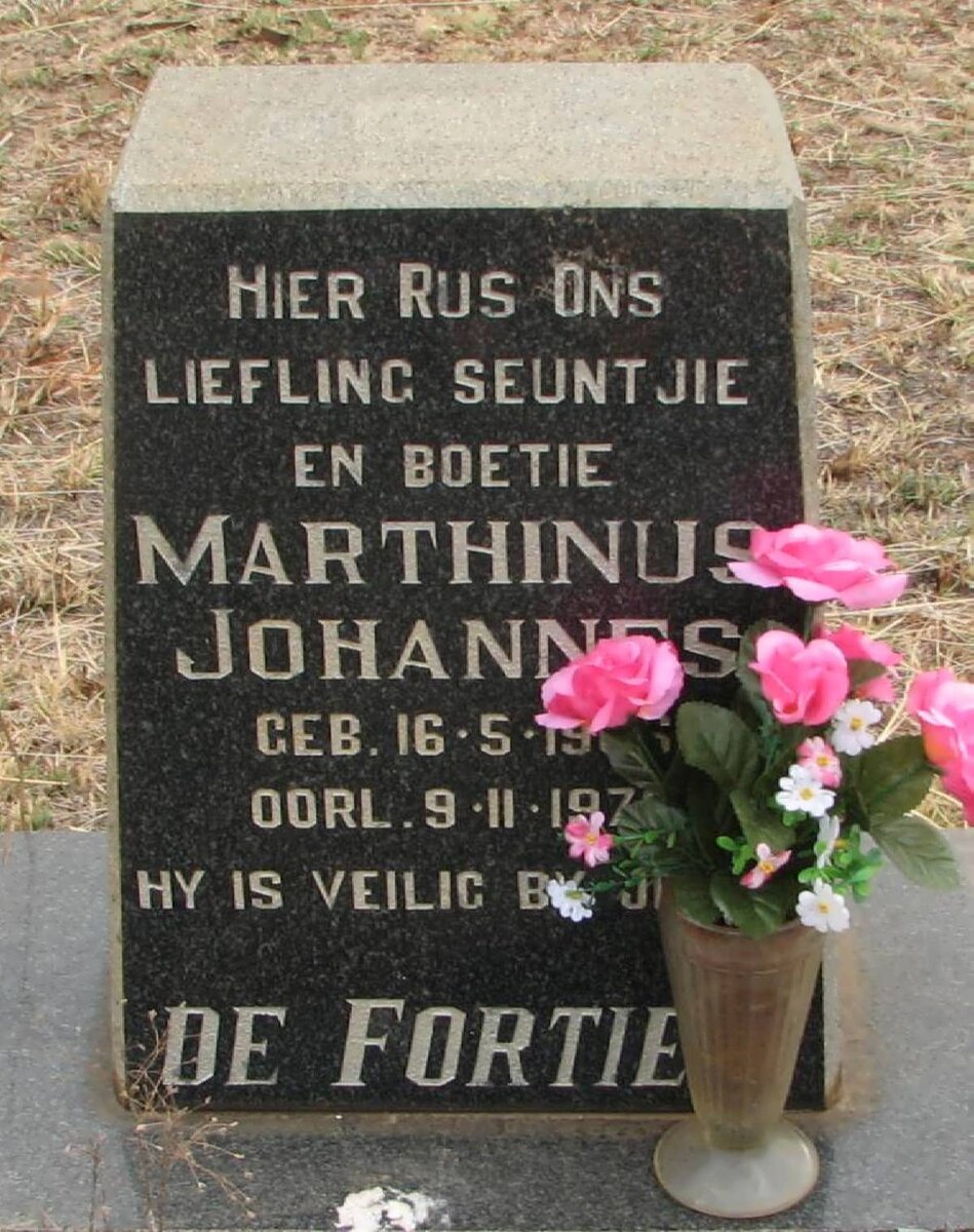 FORTIE Marthinus Johannes, de 19?6-197?