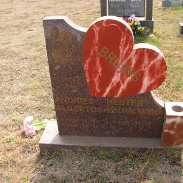 BRUŸNS Andries Albertus 1920-2001 &amp; Hester Wilhelmiena 1928-