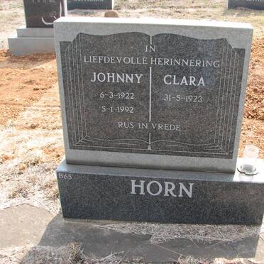 HORN Johnny 1922-1992 &amp; Clara 1923