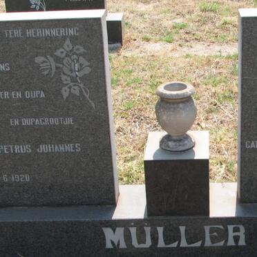 MÜLLER Petrus Johannes 1920- &amp; Catharina Johanna CLARKE 1923-1984