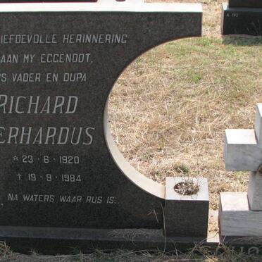 SCHOEMAN Richard Gerhardus 1920-1984 &amp; Johanna Elizabeth MARAIS 1919-1995