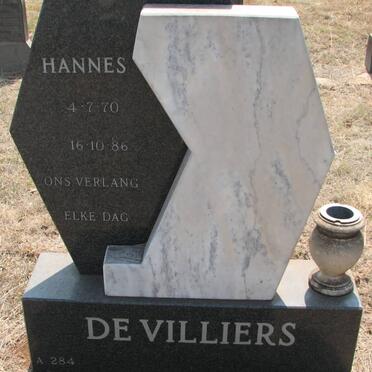 VILLIERS Hannes, de 1970-1986