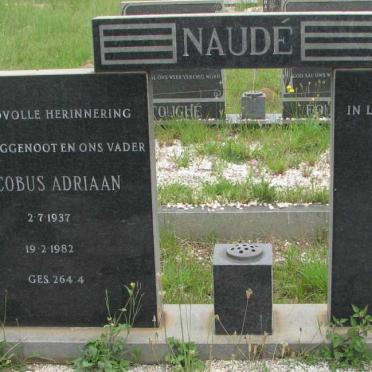 NAUDÉ Jacobus Adriaan 1937-1982 &amp; Sara Maria 1939-