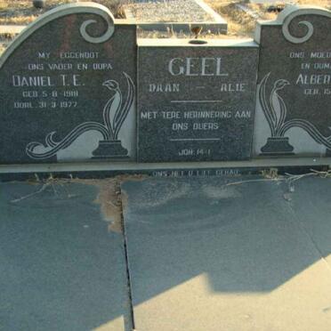 GEEL Daniel T.E. 1918-1977 &amp; Albertina M. 1927-