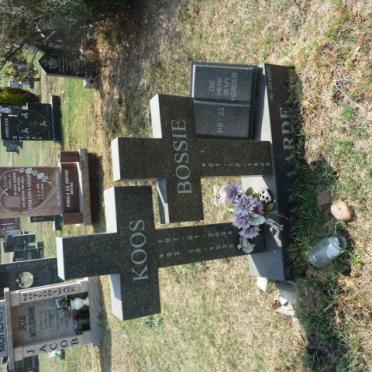 AARDE Koos, van 193?-2008 &amp; Bossie 1940-