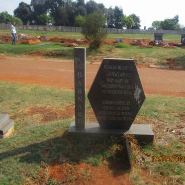 BARNARD Jannie 1966-2014