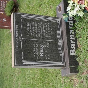BARNARDO Kitty 1932-2002