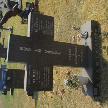 KLOPPER R.J. 1932-2010 &amp; M.J. 1935-2004