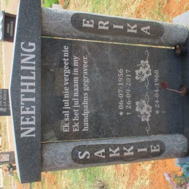 NEETHLING Sakkie 1956-2017 &amp; Erika 1960-