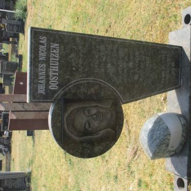 OOSTHUIZEN Johannes Nicolas 197?-200?