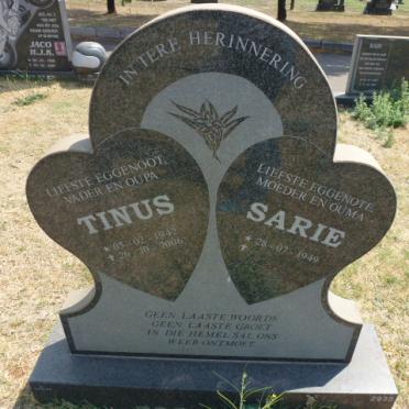 ? Tinus 1942-2006 &amp; Sarie 1949-