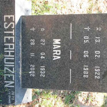 ESTERHUIZEN Sameul Jacobus 1922-1988 &amp; Mara 1932-2002