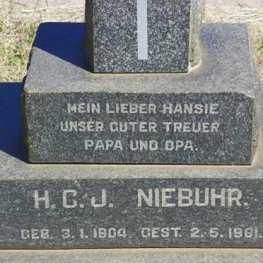 N - Vanne :: Surnames - N