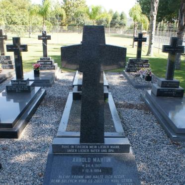 MARTIN Arnold 1917-1994